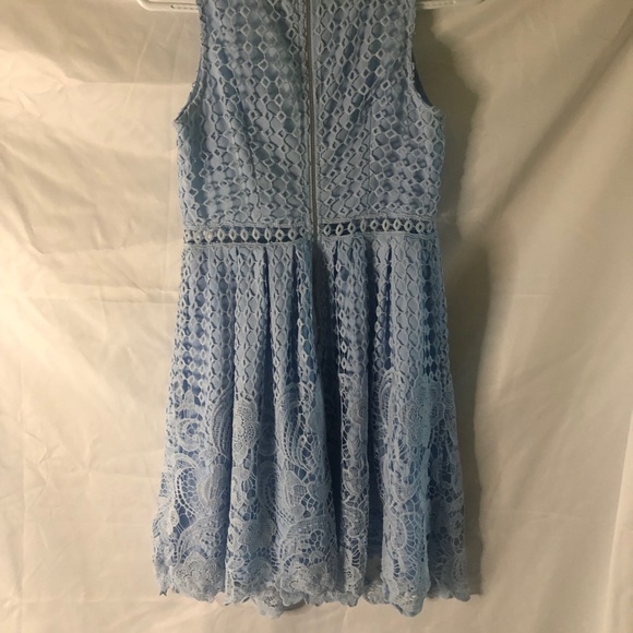 Dotti Lace Dress - Picture 3 of 5